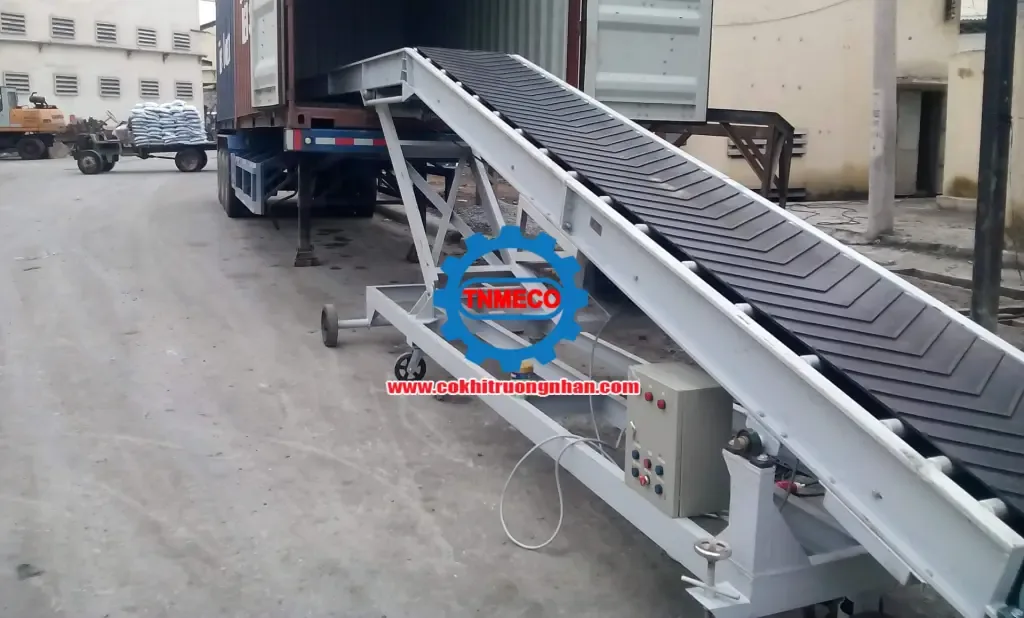 Khung băng tải công nghiệp chịu lực cho toàn bộ hệ thống